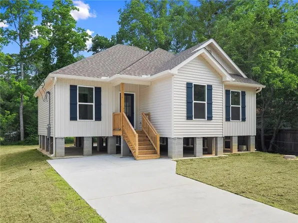 1397 Jasmine St, Mandeville, LA 70448
