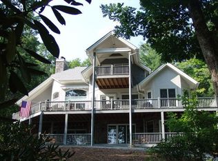 698 Chestnut Trce, Lake Toxaway, NC 28747