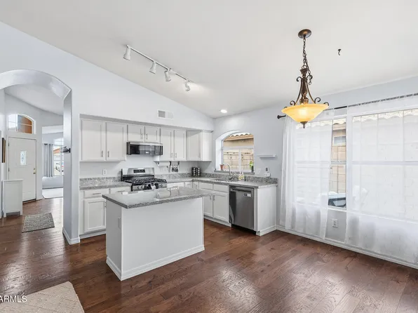 9649 W IRMA Lane, Peoria, AZ 85382