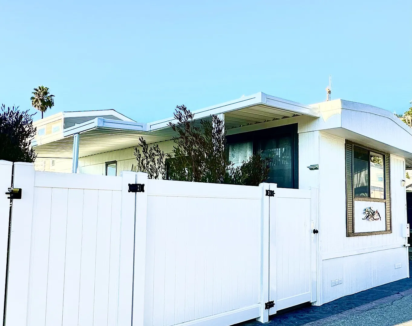 Walk to the beach 1bed 1 bath cutest house in Pacific Palisades — Photo 2