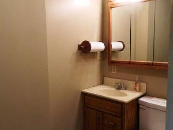 5th image of 914 Avenue G