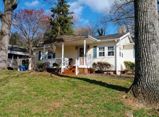 128 Arthur Rd, Asheville, NC 28806