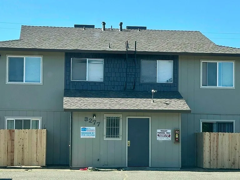 3277 Lana Ct — Photo 1