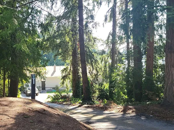3627 Deer Island Dr E, Lake Tapps, WA 98391