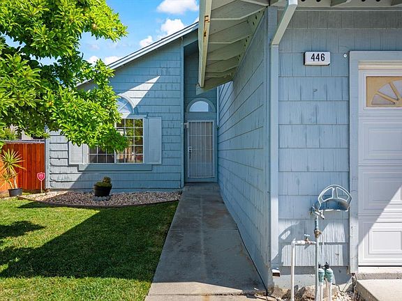 4th image of 446 Merlot Lane
