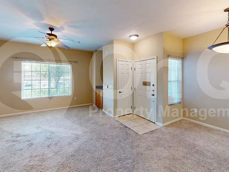 1500 E Pusch Wilderness Dr #15102 — Photo 6