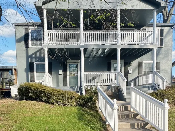 416 E 63rd Ter, Kansas City, MO 64110