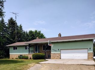 5324 W Sanilac Rd, Vassar, MI 48768