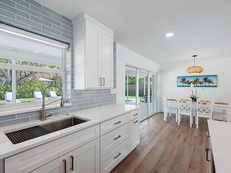 64 River Dr — Photo 23