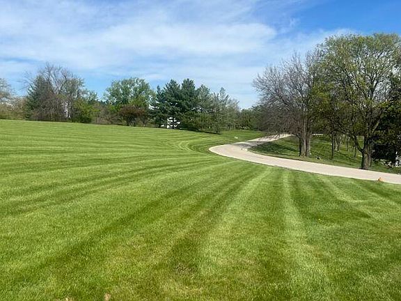 4th image of 2 Hunters Ridge Dr