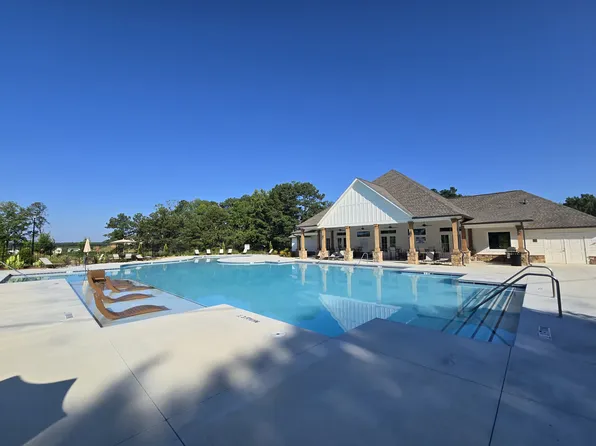 73 Rowlett Pl, Bethlehem, GA 30620