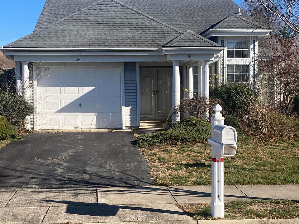 1st image of 6 Mansfield Avenue
