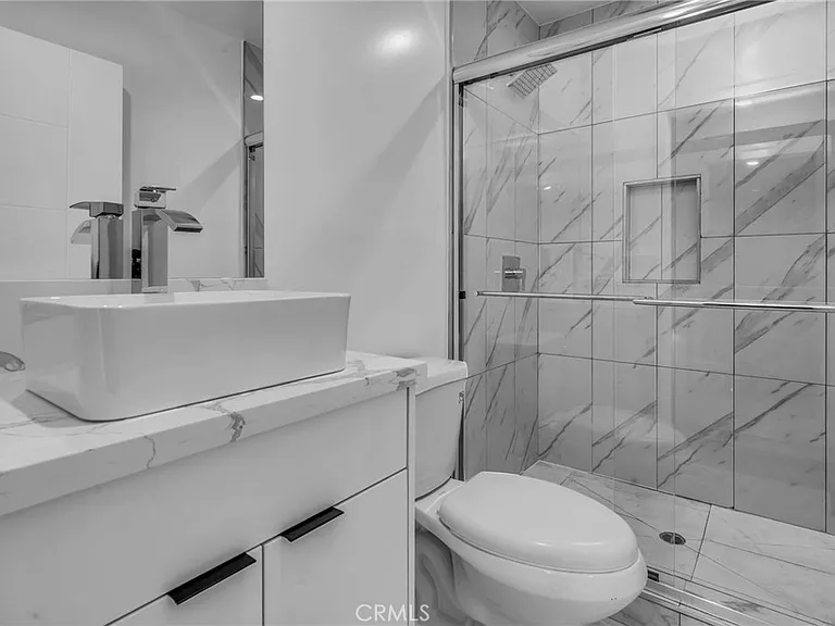 4453 Colfax Ave #2 — Photo 38