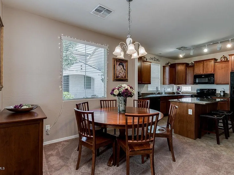4334 E Carla Vista Dr