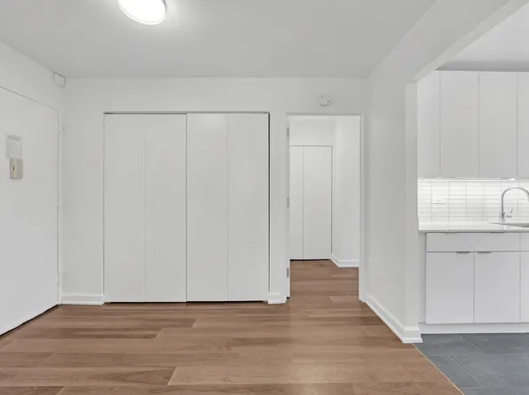 77 West 24th Street image 5 of 25