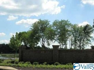 4215 Ruby Pointe Dr SE, Decatur, AL 35603