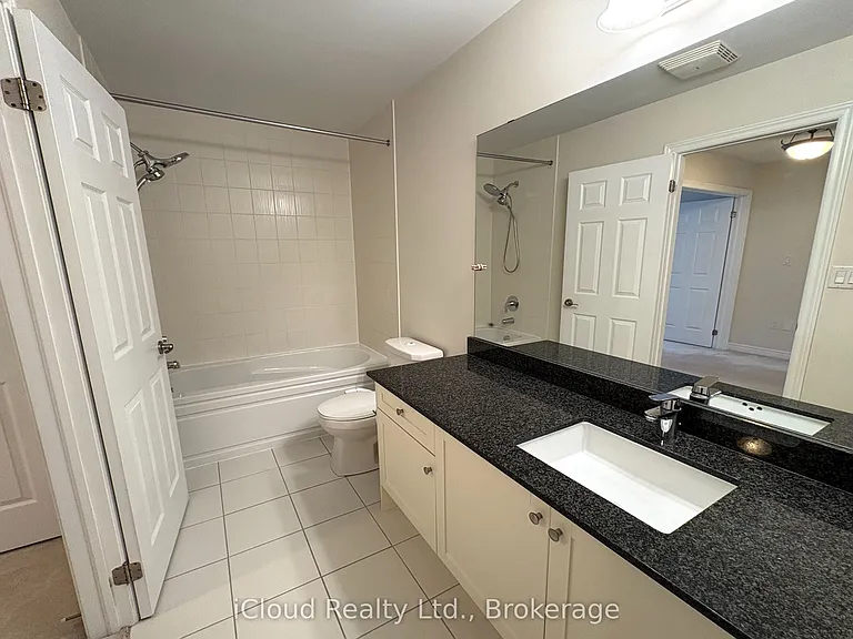 2466 Village Cmn — Photo 32