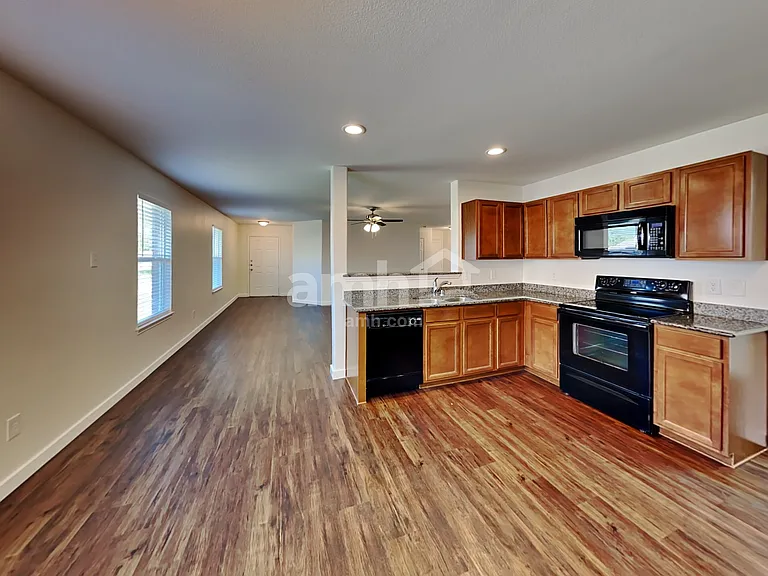 803 Windflower Dr — Photo 3