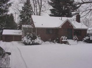 218 N Shiawassee Ave, Akron, OH