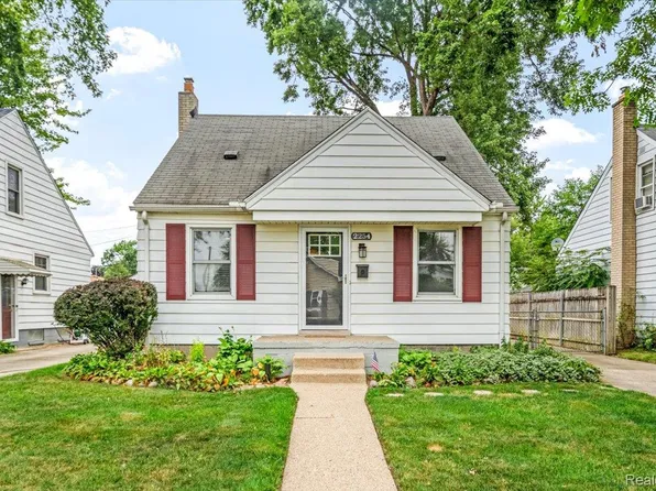 2254 Dorothea Rd, Berkley, MI 48072