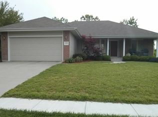 4221 SW Colly Creek Dr, Topeka, KS 66610