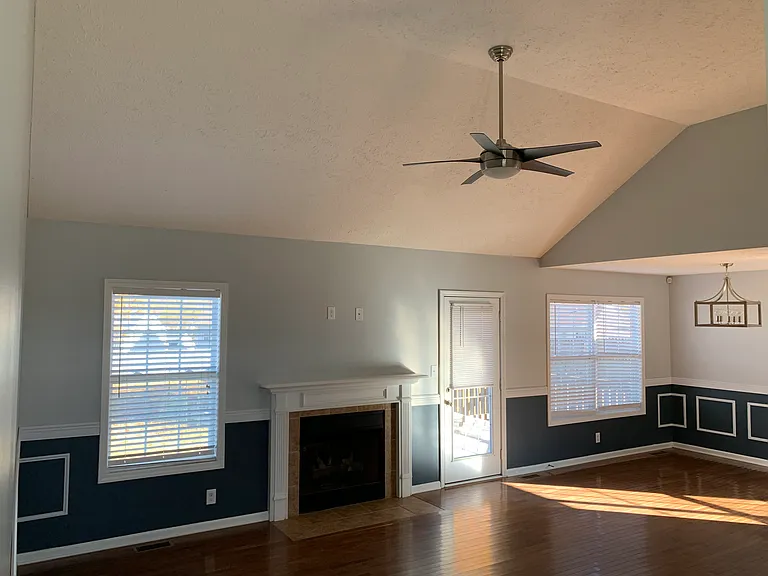 1617 Broad Cir — Photo 7