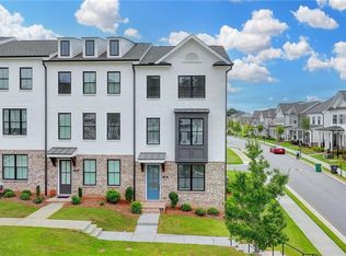 1121 Larkin Dr, Buford, GA 30518