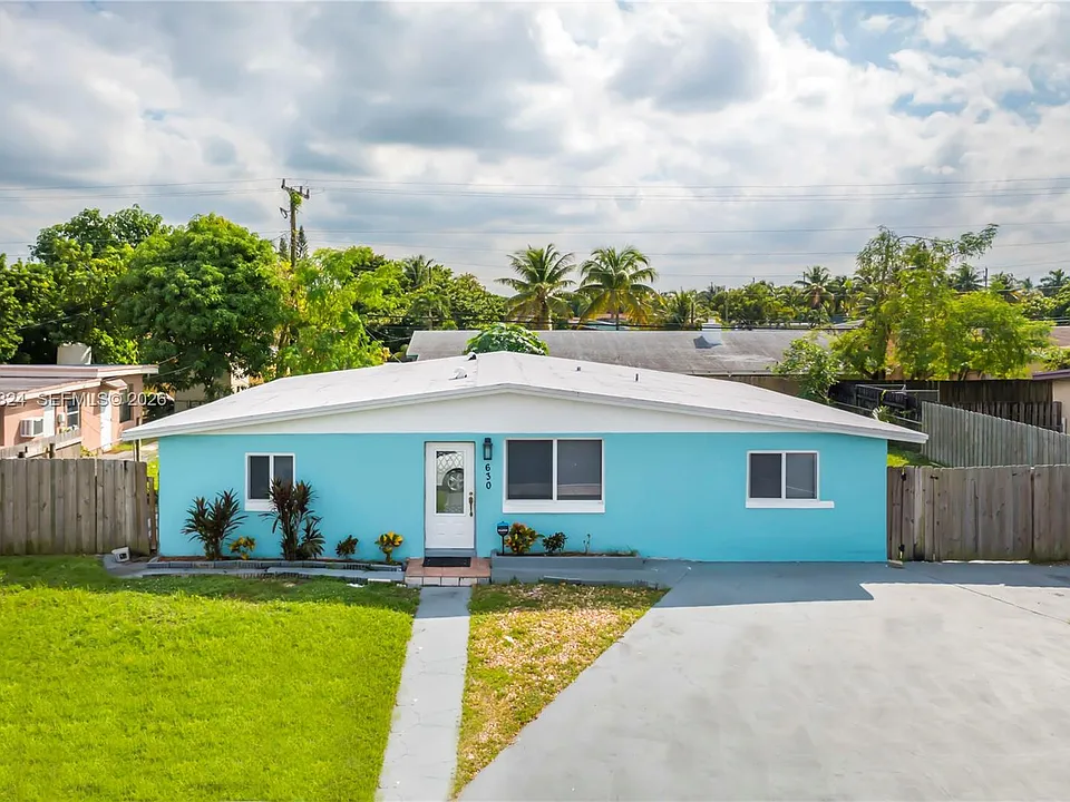 630 NW 199th St