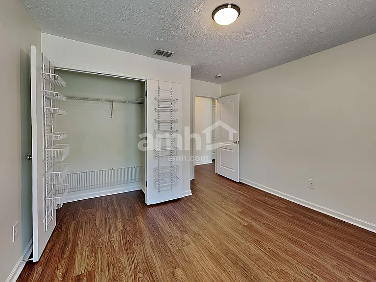 127 Paige Park Ln — Photo 20