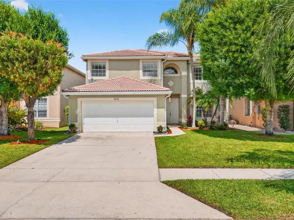 9535 Fox Trot Ln, Boca Raton, FL 33496
