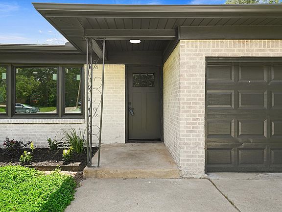 4th image of 3216 Sappington Pl