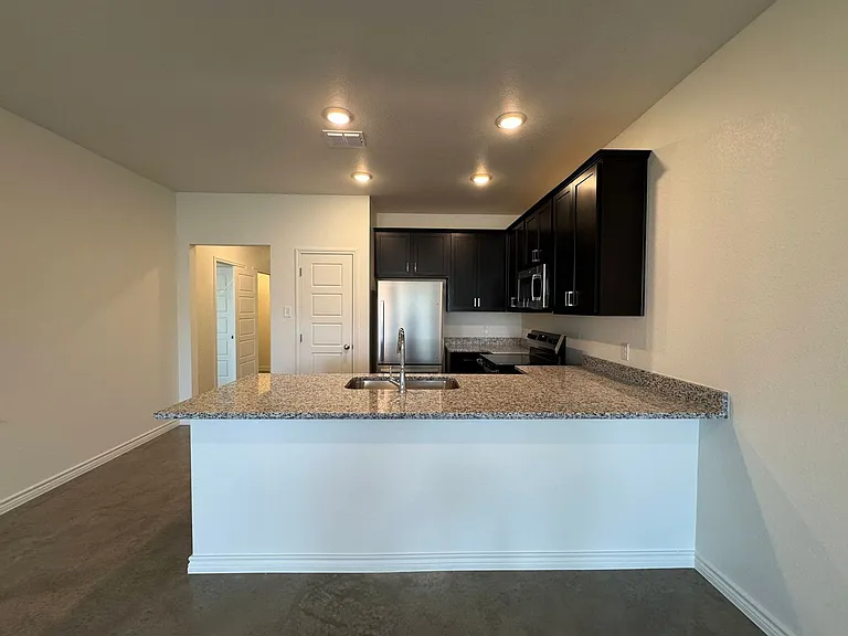 636 Pacific Crest Trl — Photo 5