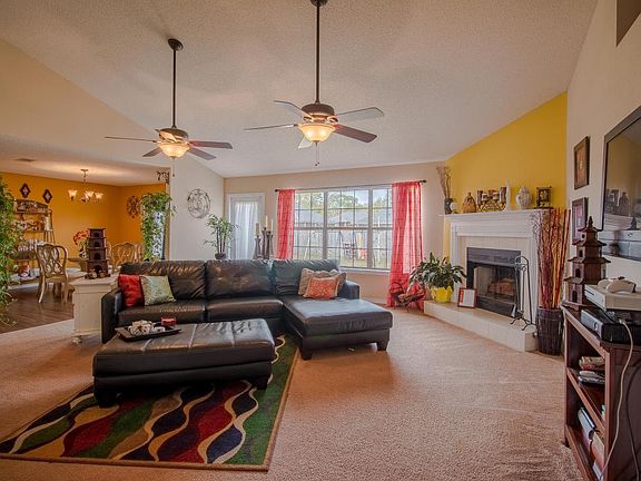 5th image of 11346 Camelot Estates Dr