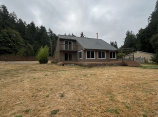 8985 Miller Rd NE, Bainbridge Island, WA 98110