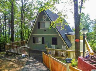 1516 S Baden Ct, Gatlinburg, TN 37738