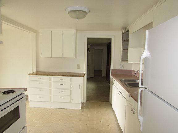4th image of 1842 Alma Dr