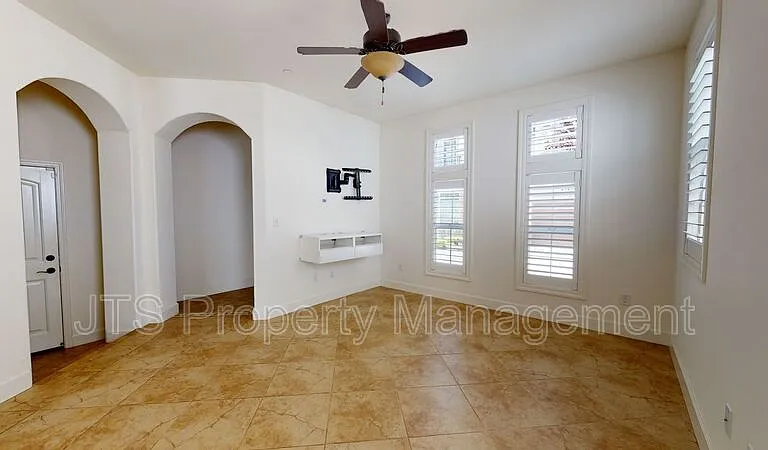 1349 Piper Pl — Photo 8
