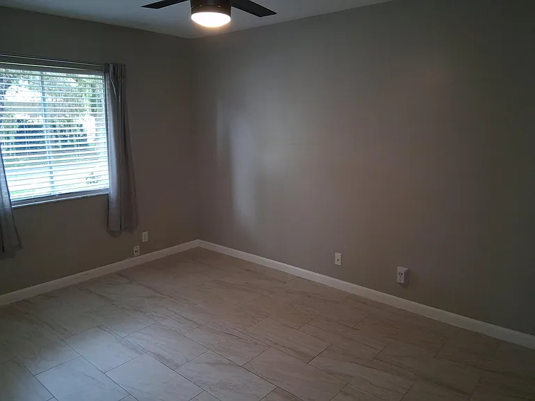 4863 Chardonnay Dr — Photo 40