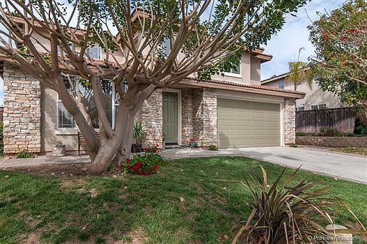 4th image of 350 Flower Hill Way