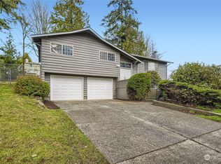 3131 Larch Way, Lynnwood, WA 98036