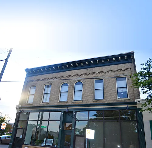 925 Hull St Photo 1