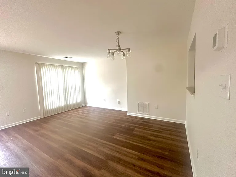 14510 London Ln — Photo 10