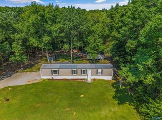 1836 Low Gap Rd, New Hope, AL 35760