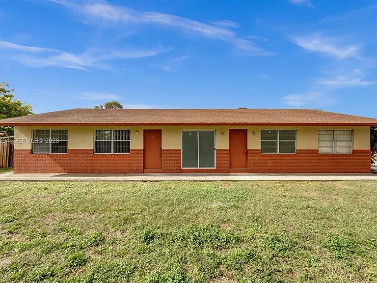 2610 Riverland Dr #A — Photo 1