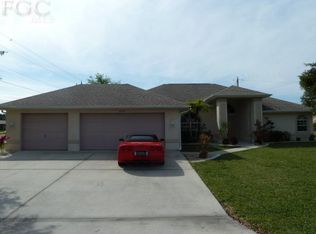 628 SE 30th St, Cape Coral, FL 33904
