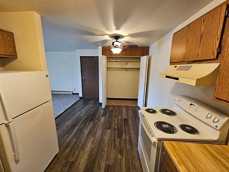 Fox River Bluff — Photo 44