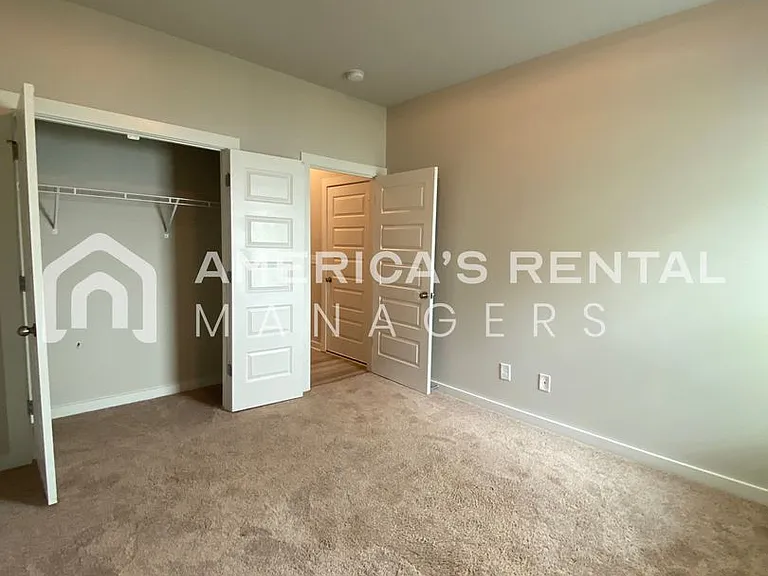270 Buckhorn Cir — Photo 16