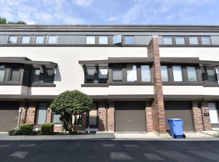 (Undisclosed Address), Chicago, IL 60615