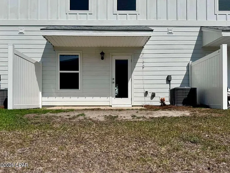 147 Ellery Ln — Photo 17