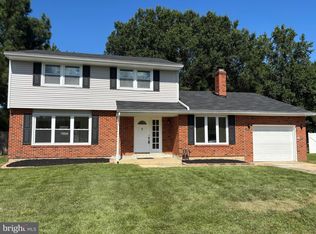 46 Upland Ct, Newark, DE 19713